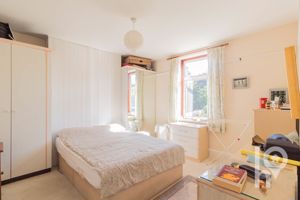 Photo 7- click for photo gallery